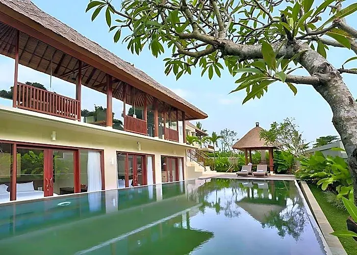 Khayangan Kemenuh By Premier Hospitality ホテル