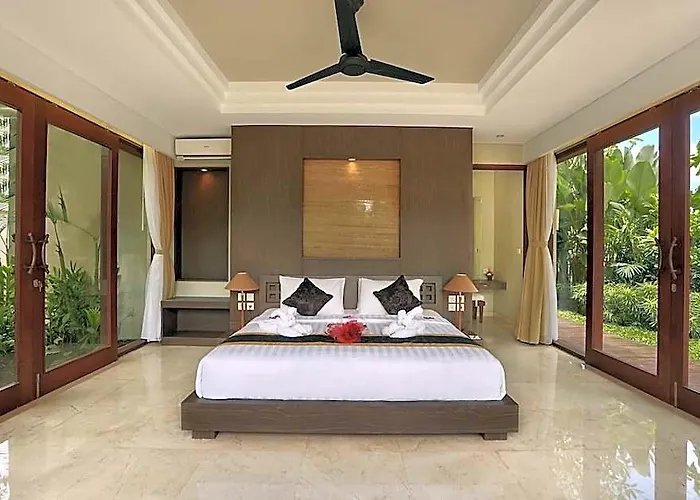 Khayangan Kemenuh By Premier Hospitality ホテル